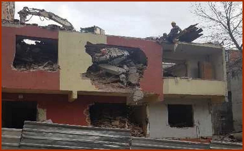 Sultangazi Riskli Yapı Yıkımı